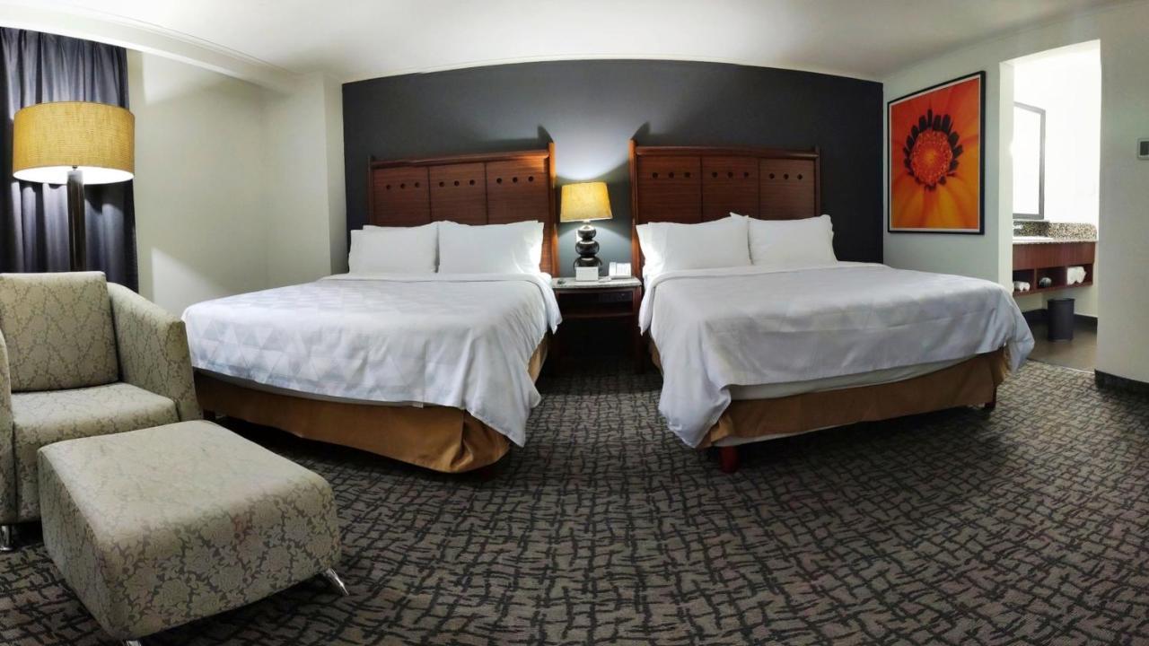 Holiday Inn Mexico City - Trade Center By Ihg Экстерьер фото
