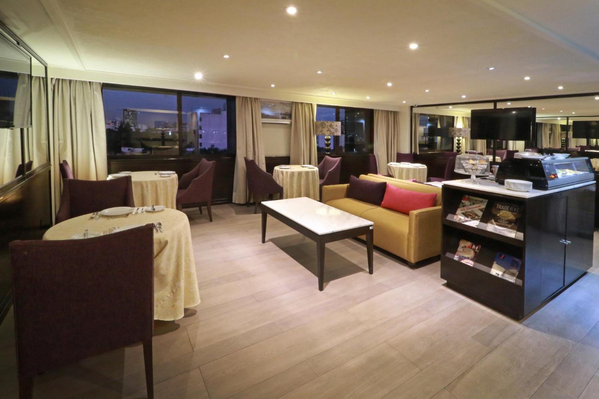 Holiday Inn Mexico City - Trade Center By Ihg Экстерьер фото
